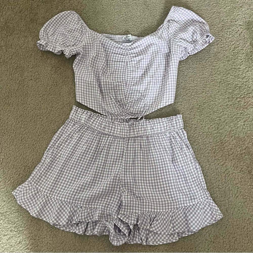 🌴Hollister Purple and White Checkered Matching Set (Shorts and Top) Size Large